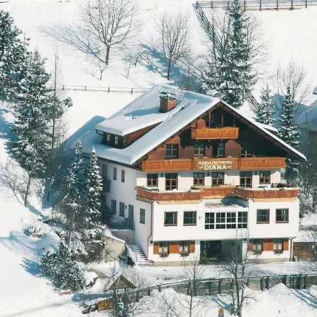 アパートホテル Diana 3*